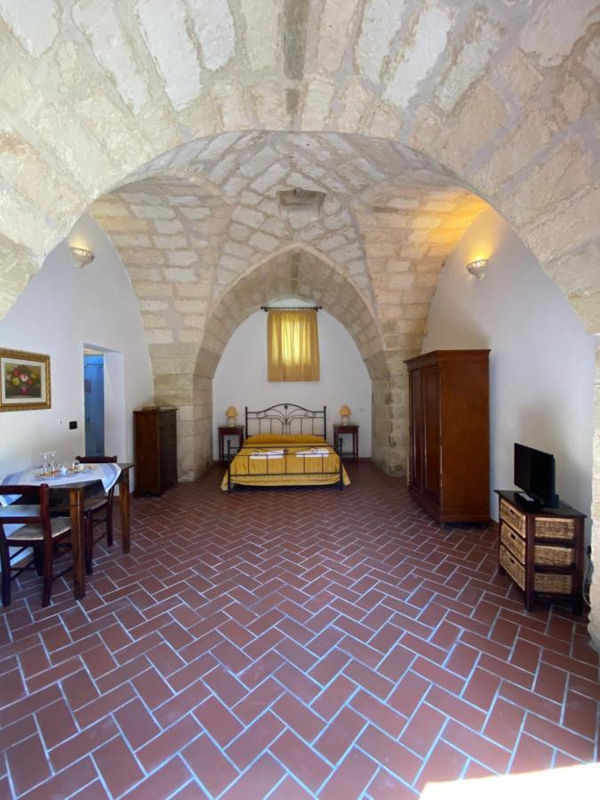 Masseria Montanari Carpignano Salentino Exterior photo