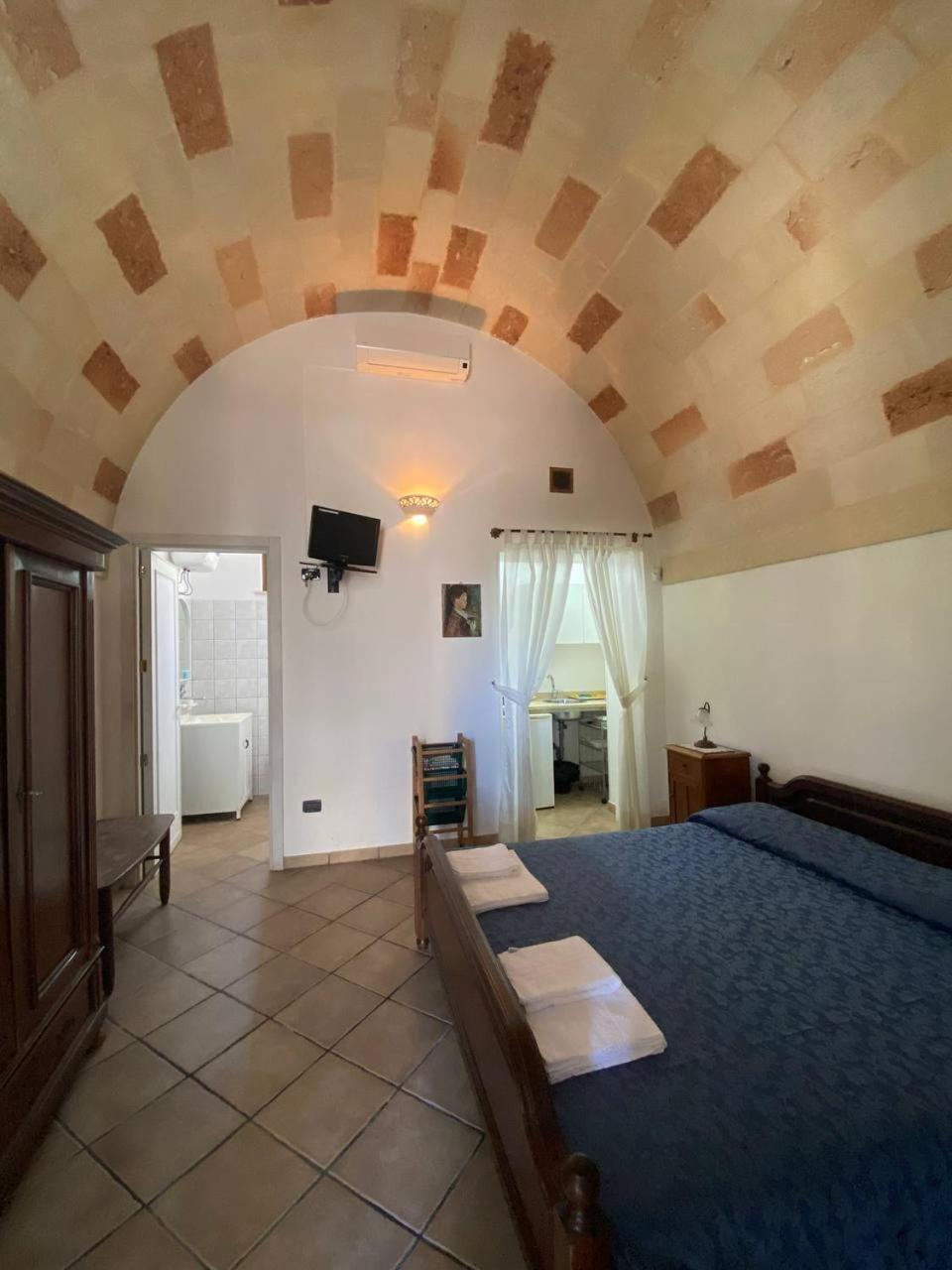 Masseria Montanari Carpignano Salentino Exterior photo